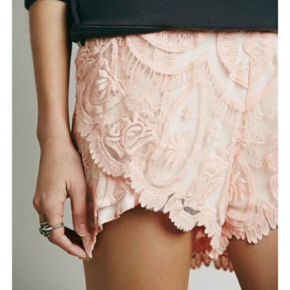 Free People | Jens Pirate Booty Lyons Lace Shorts - Picture 5 of 6